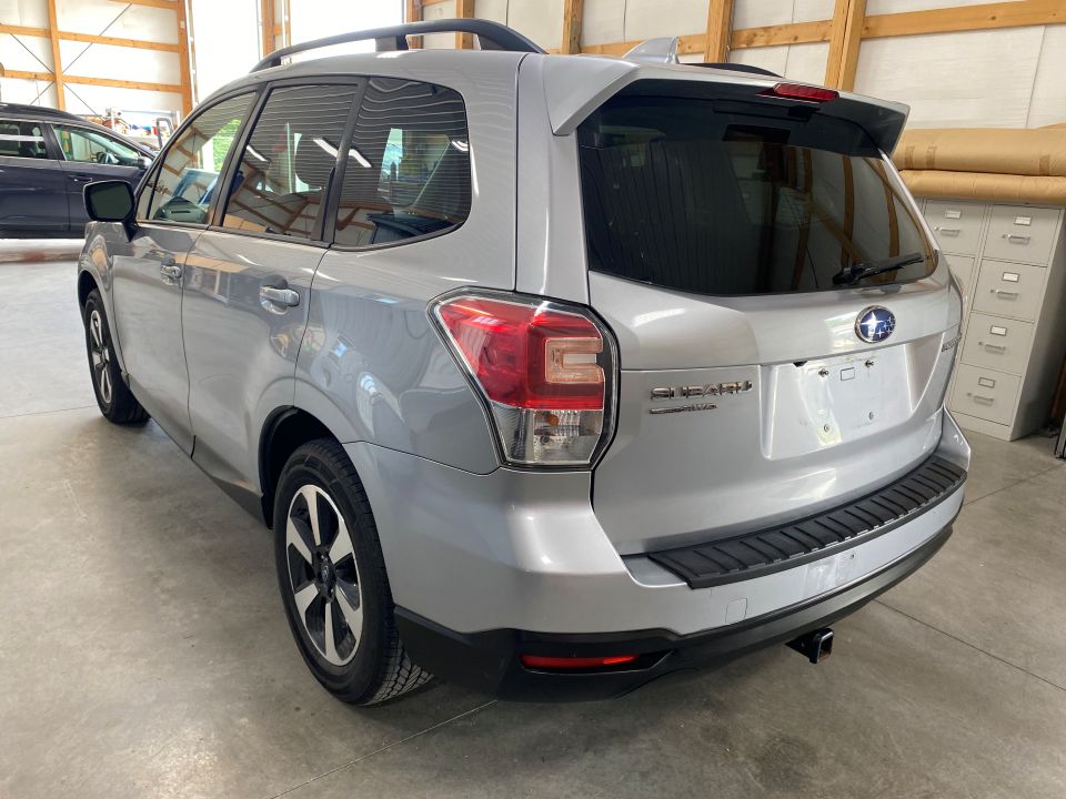 2018 Subaru Forester Premium SUV AWD with EyeSight Safety Features