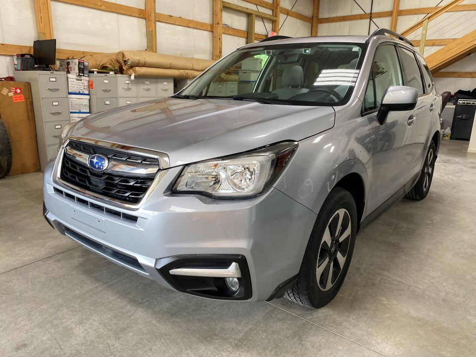 2018 Subaru Forester Premium SUV AWD with EyeSight Safety Features