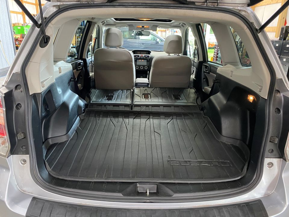 2018 Subaru Forester Premium SUV AWD with EyeSight Safety Features