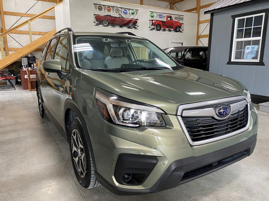 2019 Subaru Forester Premium AWD with EyeSight Safety Features