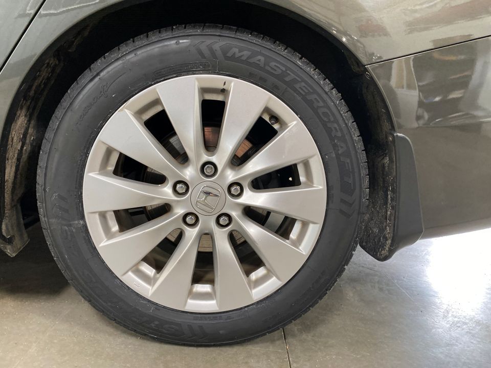 2013 Honda Accord EX-L Sedan 4D V6 ⭐ SOLD⭐