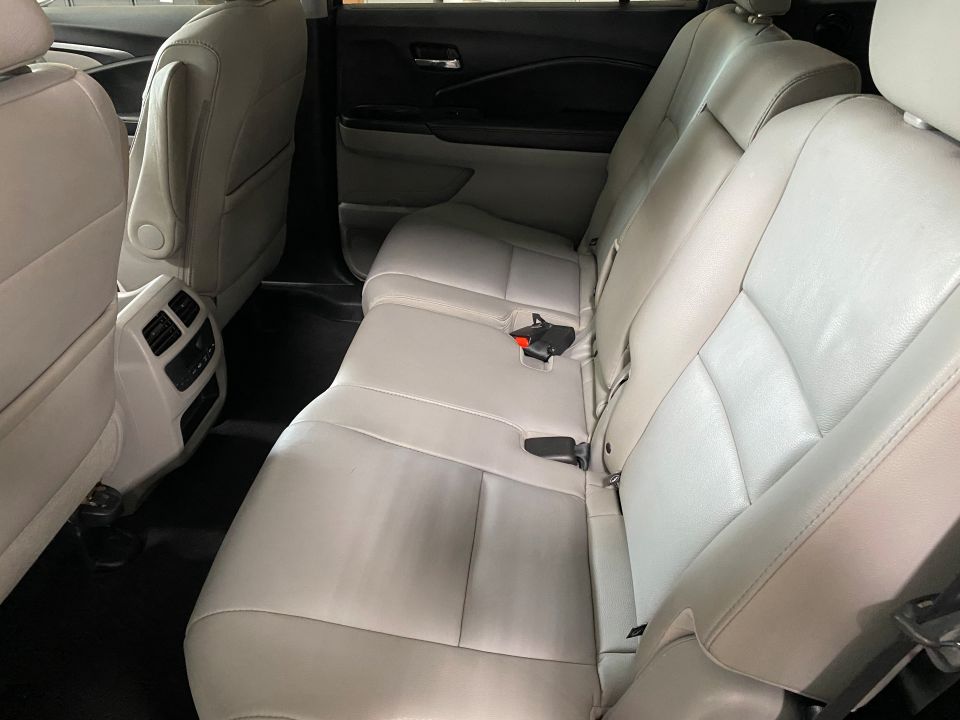 2017 Honda Pilot EX-L AWD 3rd row Sport Utility ⭐PENDING SALE⭐