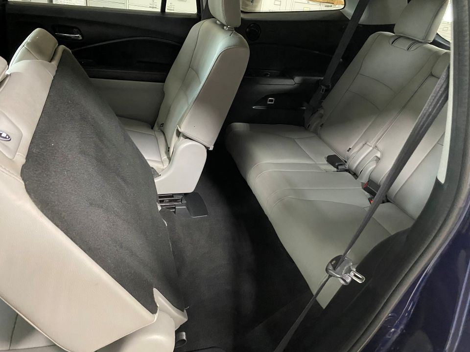 2017 Honda Pilot EX-L AWD 3rd row Sport Utility ⭐PENDING SALE⭐