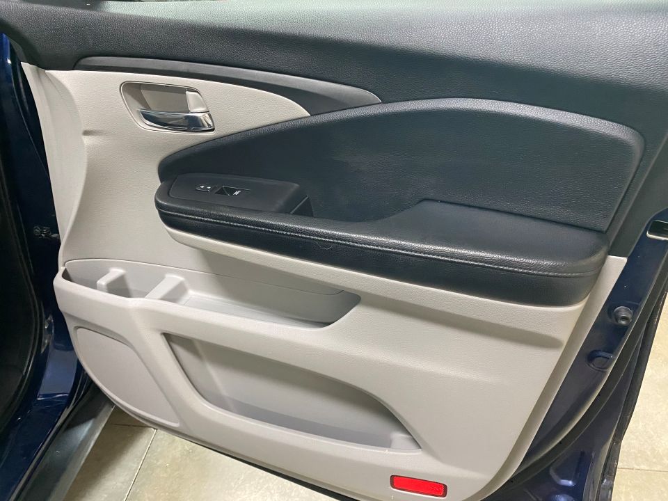 2017 Honda Pilot EX-L AWD 3rd row Sport Utility ⭐PENDING SALE⭐
