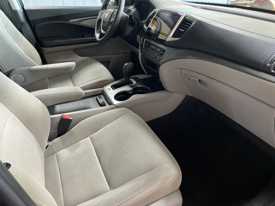 2017 Honda Pilot EX AWD 3rd row SUV ⭐SOLD⭐