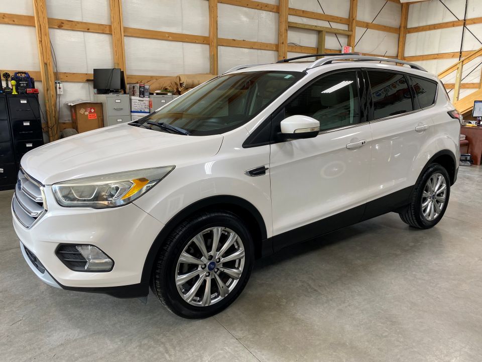 2017 Ford Escape Titanium FWD 4 Door SUV ⭐SOLD⭐
