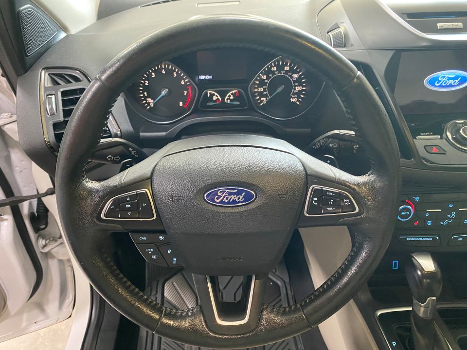 2017 Ford Escape Titanium FWD 4 Door SUV ⭐SOLD⭐