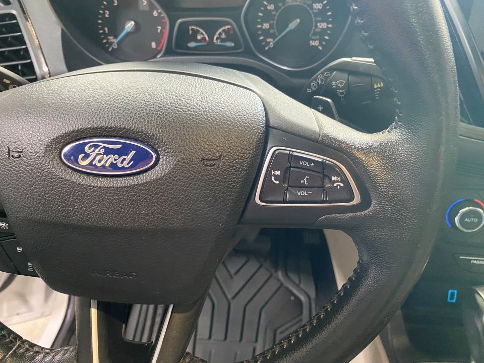 2017 Ford Escape Titanium FWD 4 Door SUV ⭐SOLD⭐