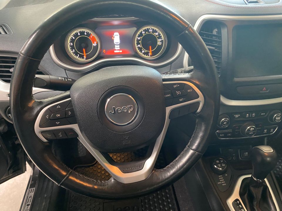 2016 Jeep Cherokee Trailhawk 4WD 4D SUV