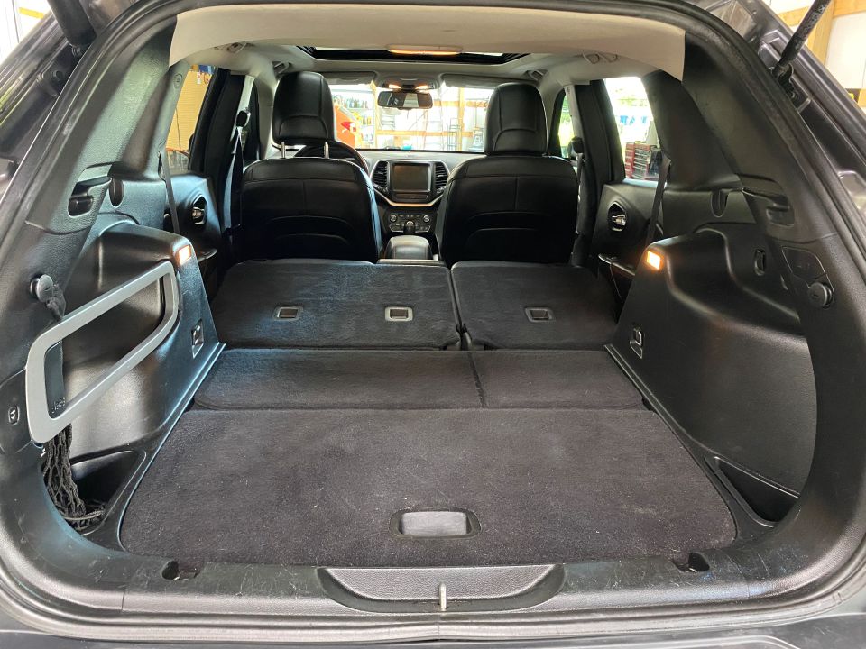2016 Jeep Cherokee Trailhawk 4WD 4D SUV