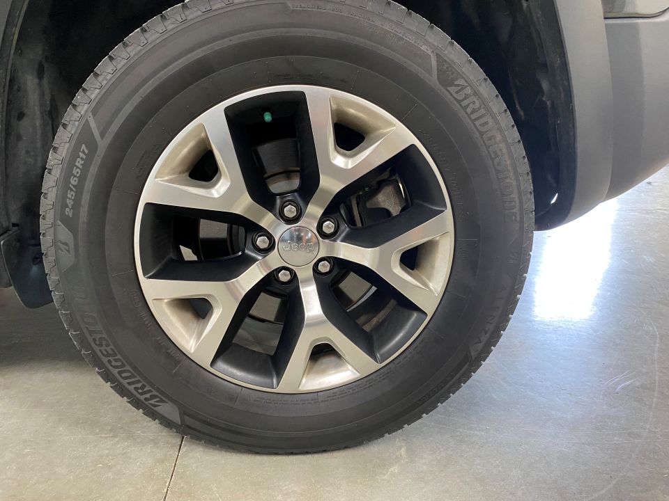 2016 Jeep Cherokee Trailhawk 4WD 4D SUV