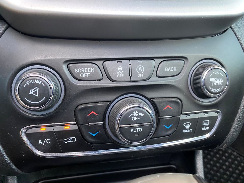 2016 Jeep Cherokee Trailhawk 4WD 4D SUV