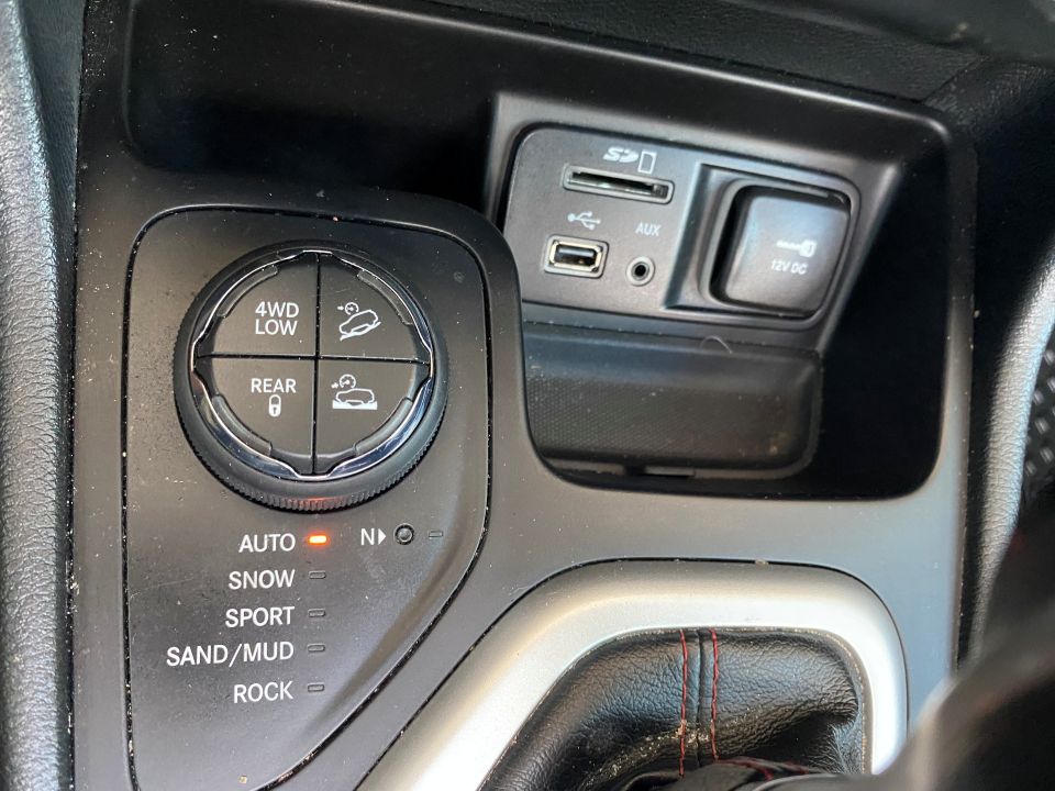 2016 Jeep Cherokee Trailhawk 4WD 4D SUV