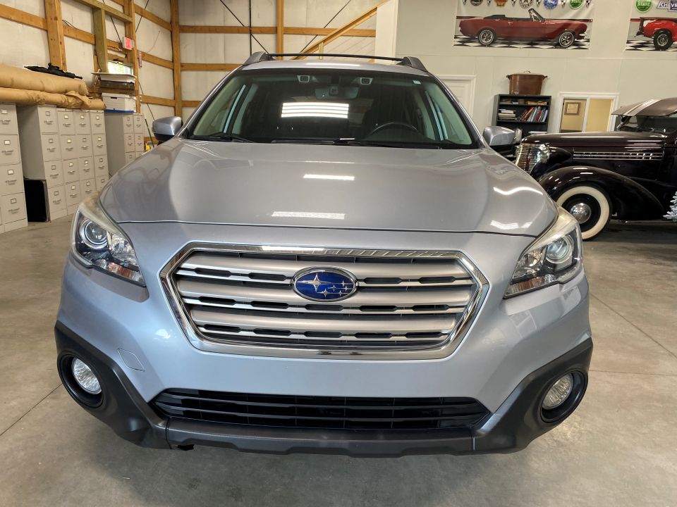 2017 Subaru Outback Premium AWD 4D SUV with Subaru EyeSight Safety ⭐SOLD⭐