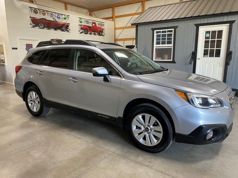 2017 Subaru Outback Premium AWD 4D SUV with Subaru EyeSight Safety ⭐SOLD⭐