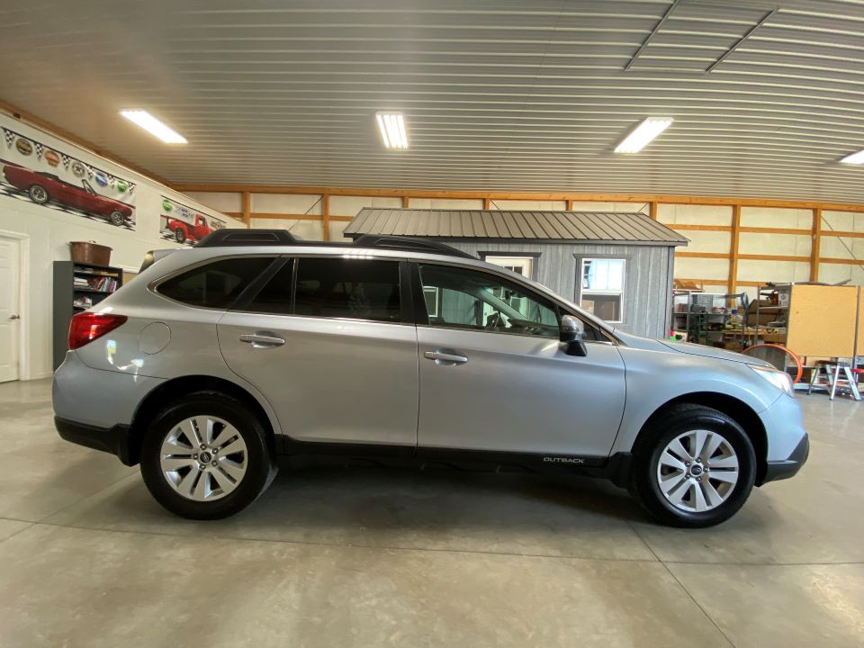 2017 Subaru Outback Premium AWD 4D SUV with Subaru EyeSight Safety ⭐SOLD⭐