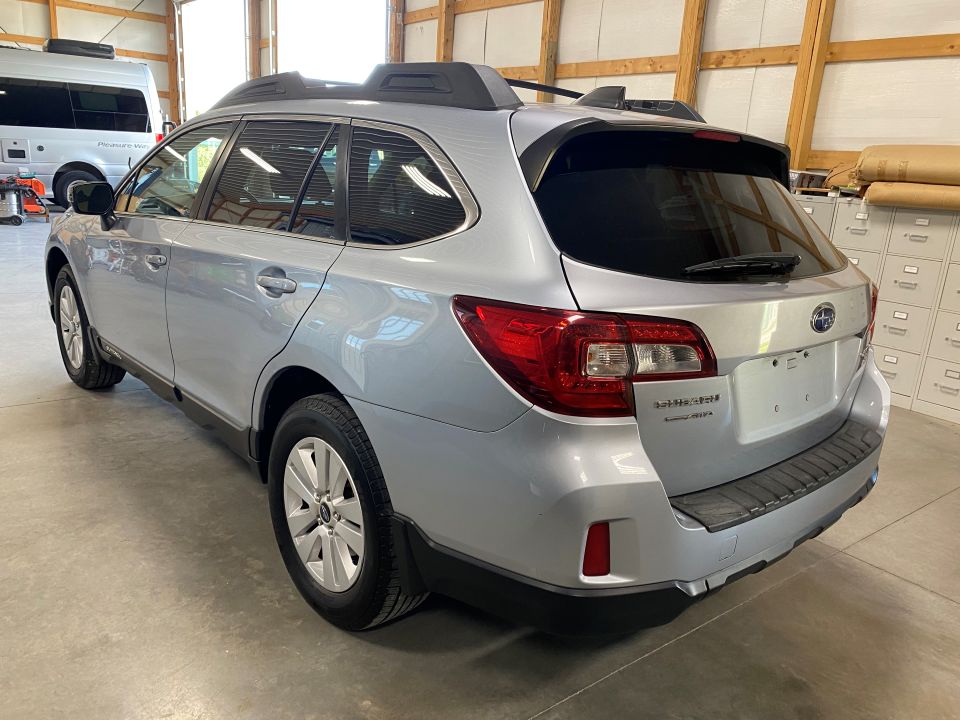2017 Subaru Outback Premium AWD 4D SUV with Subaru EyeSight Safety ⭐SOLD⭐
