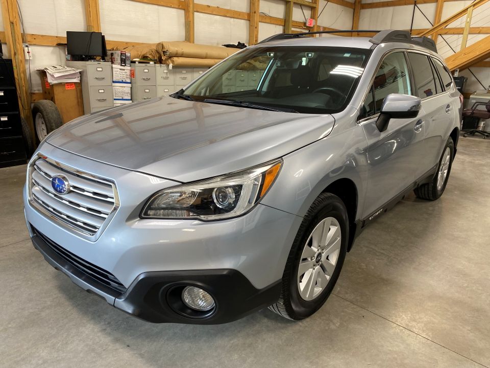 2017 Subaru Outback Premium AWD 4D SUV with Subaru EyeSight Safety ⭐SOLD⭐